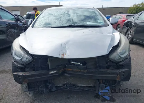 2016 Hyundai Elantra Se из США, поврежденный, VIN 5NPDH4AE5GH663671